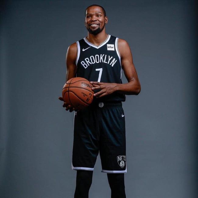 场接连爆发 场接连爆发